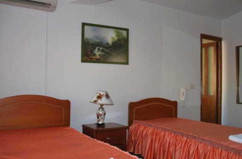 Hotel Berati Zewnętrze zdjęcie